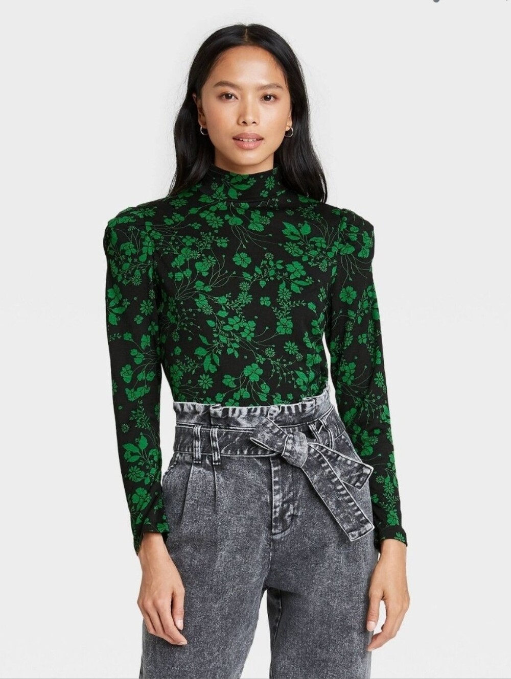 Who What Wear Green Floral Mock Neck Long Sleeve Top Size M